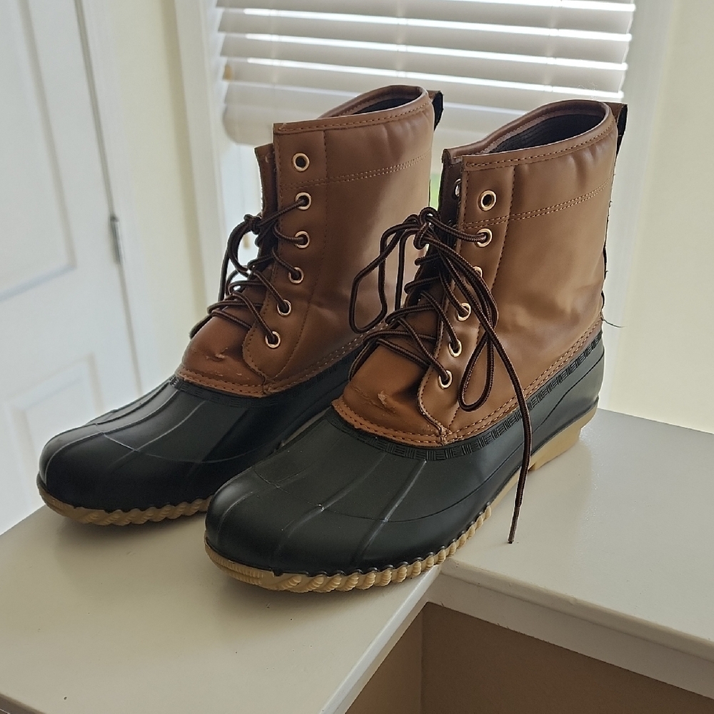 Men's Two-Tone Waterproof Lace-Up Rain & Snow Boots in Brown and Black